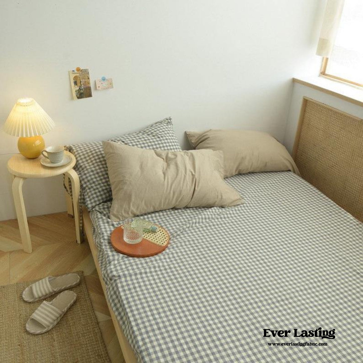 Checkered Bedding Set / Caramel Brown