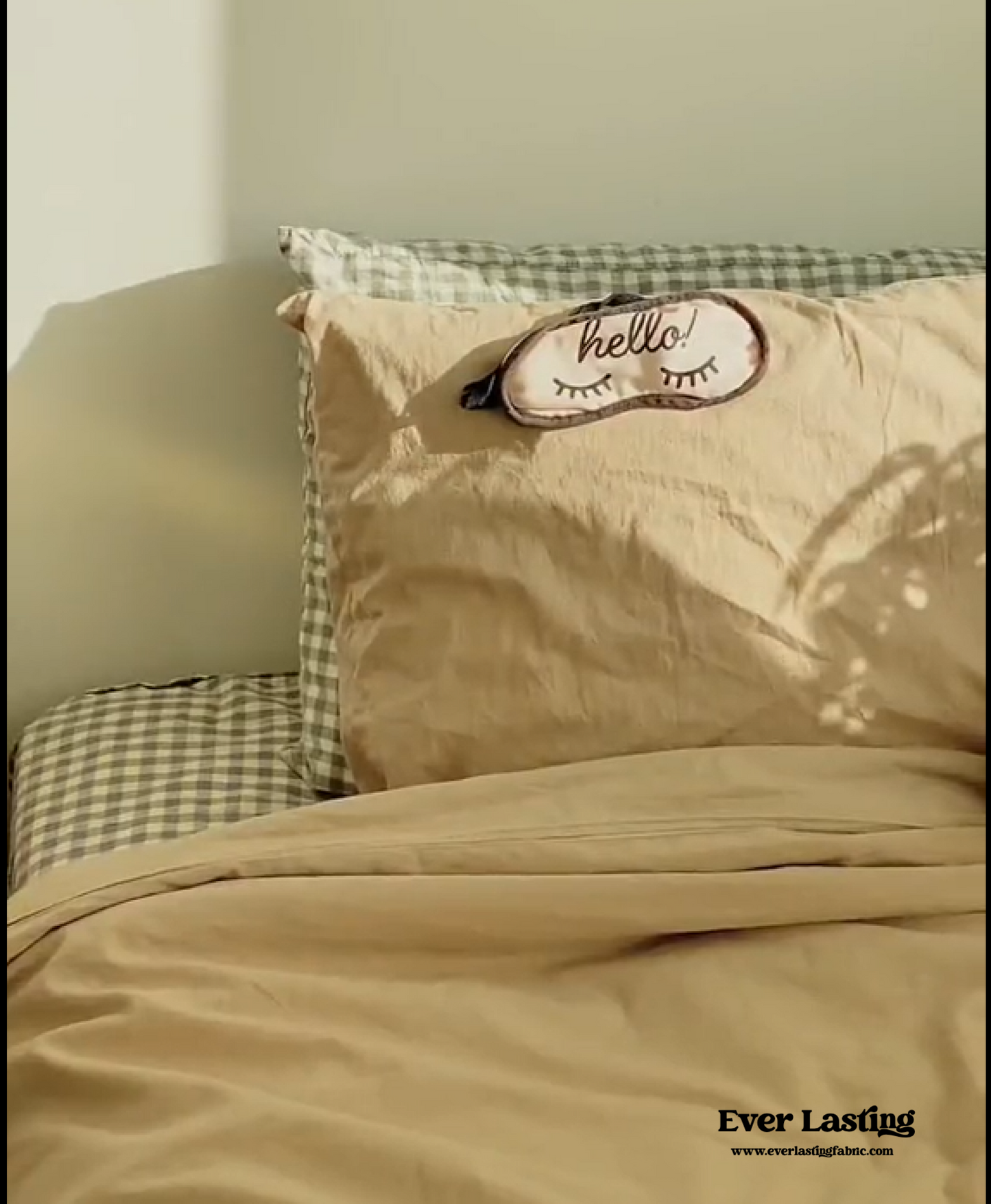 Checkered Bedding Set / Caramel Brown