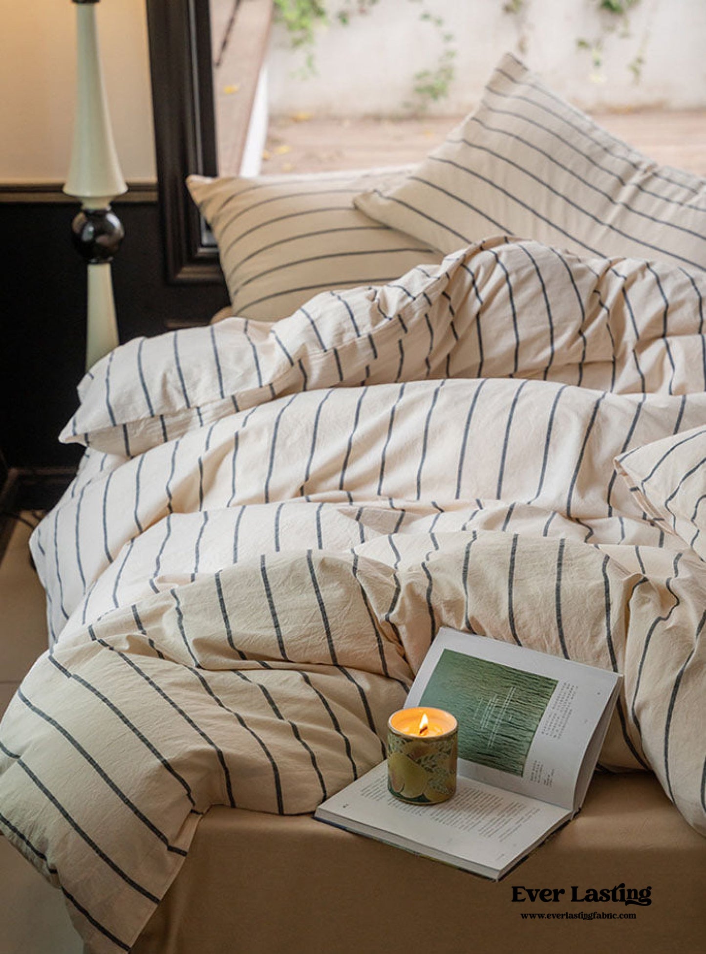 Minimalist Vertical Stripe Bow Ties Bedding Set / Beige Custard