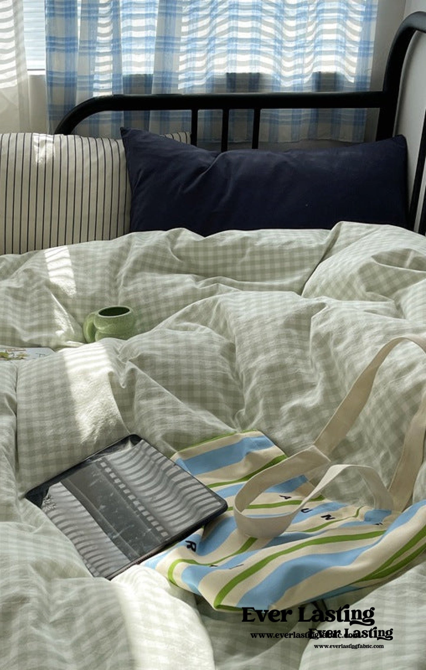 Mixed Gingham Striped Bedding Set / Black