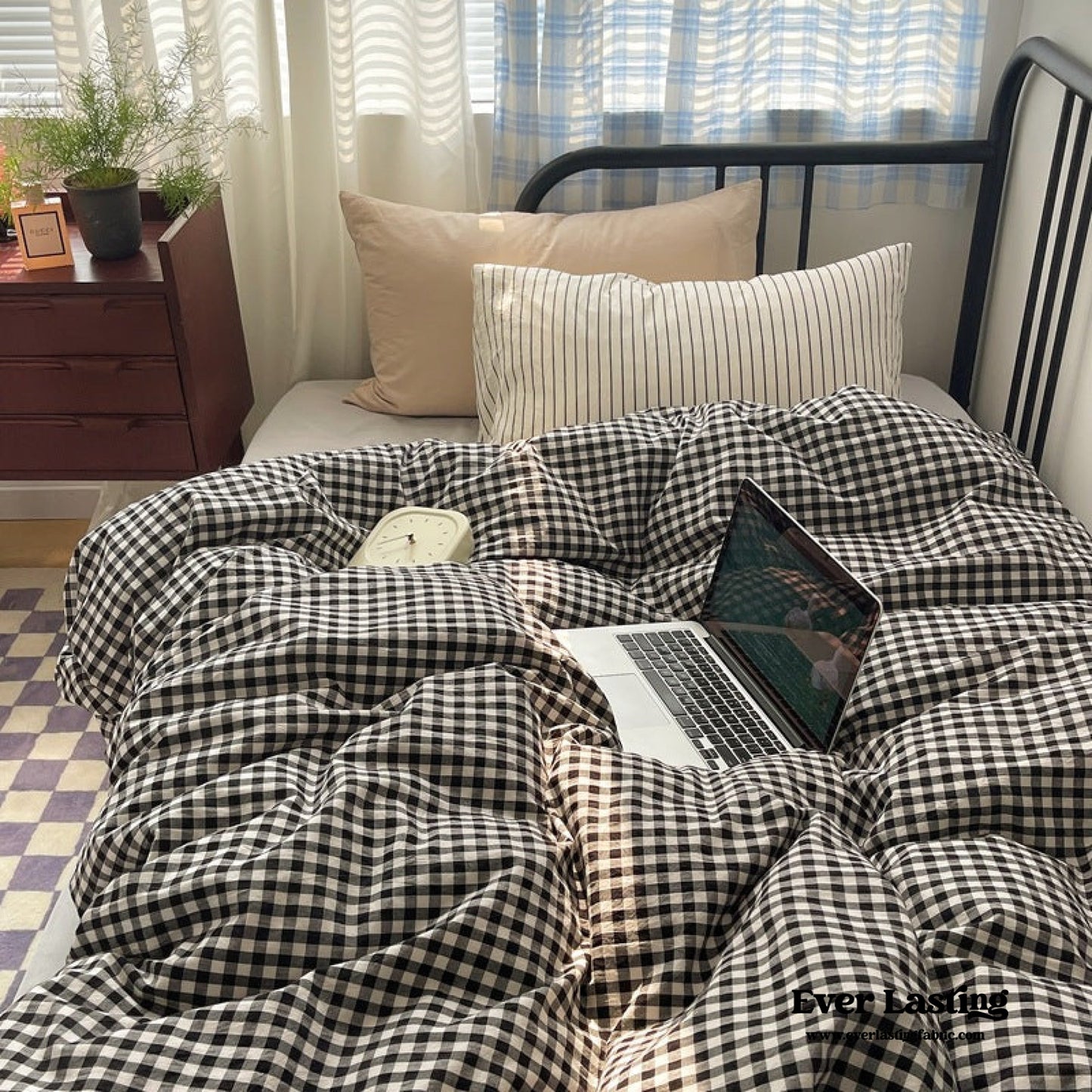 Mixed Gingham Striped Bedding Set / Black
