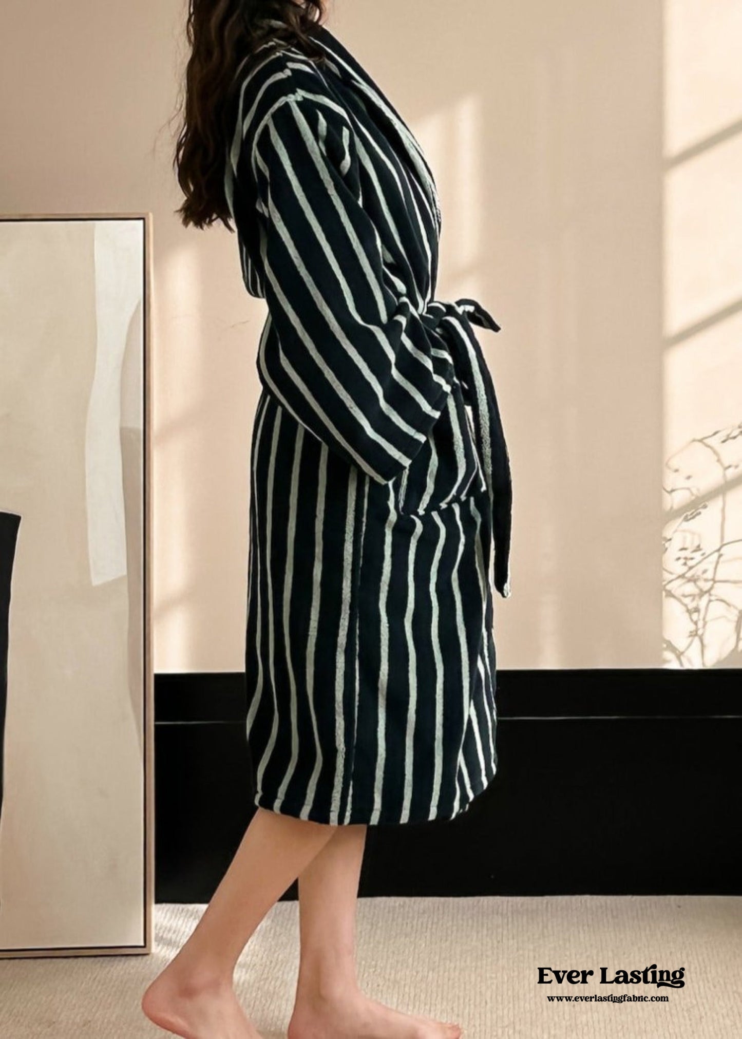 Retro Minimalist Striped Bathrobe Set / Red