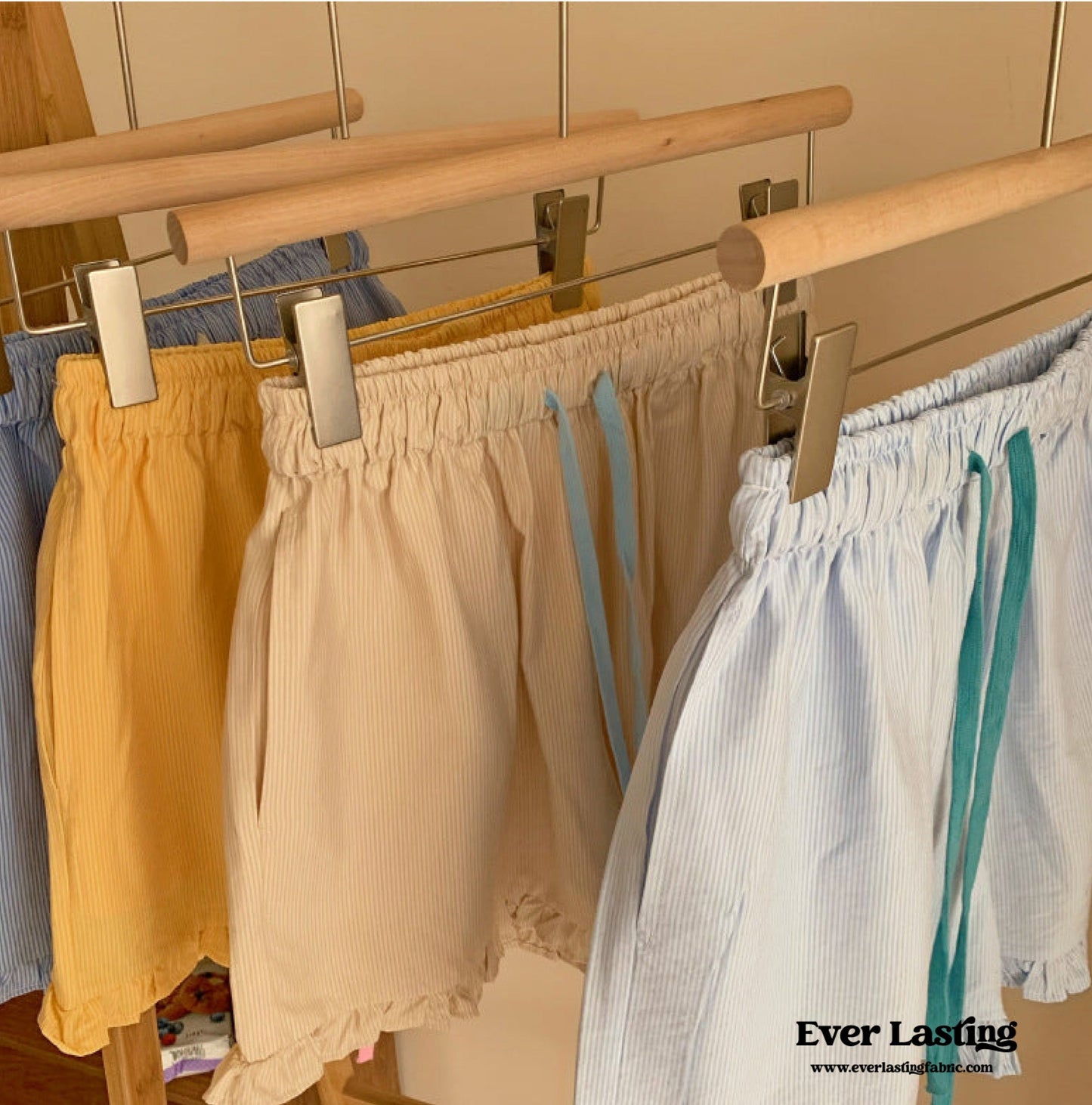 Ruffle Thin Stripes Shorts Lounge Bottoms / Blue