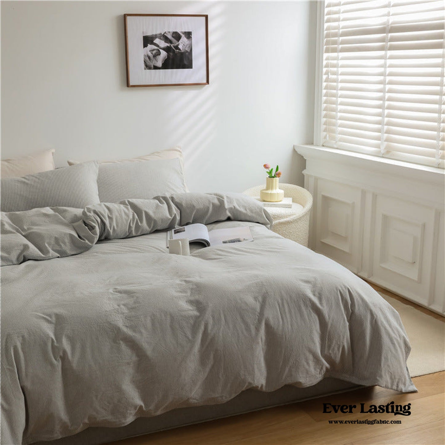 Thin Stripe Bedding Set / Gray