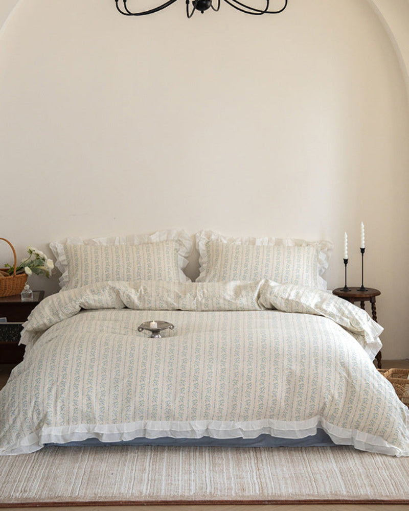 Annie Lace Ruffle Floral Bedding Set / Cream Blue