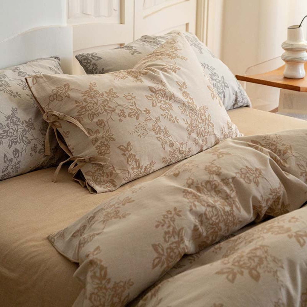 Bonnie Ribbon Bow Tie Floral Bedding Set / Brown