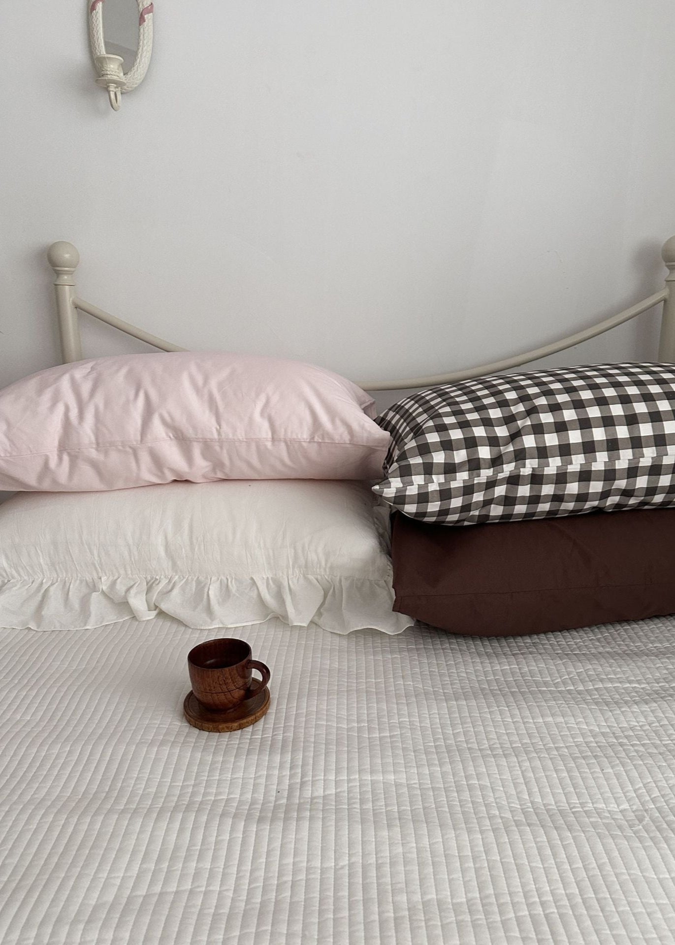 Ella Pure Cotton Pillowcases / Brown