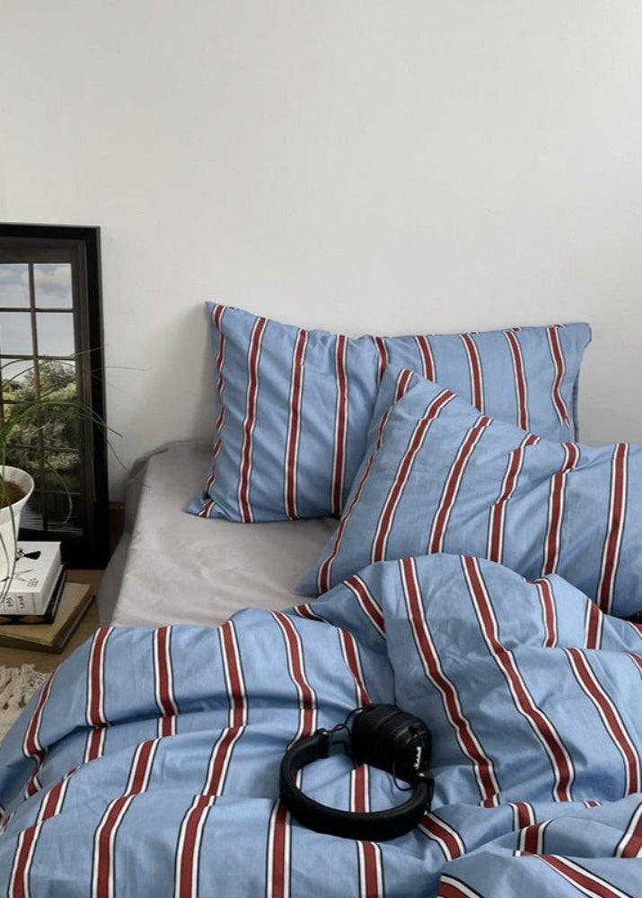 Liam Striped Bedding Set / Brown