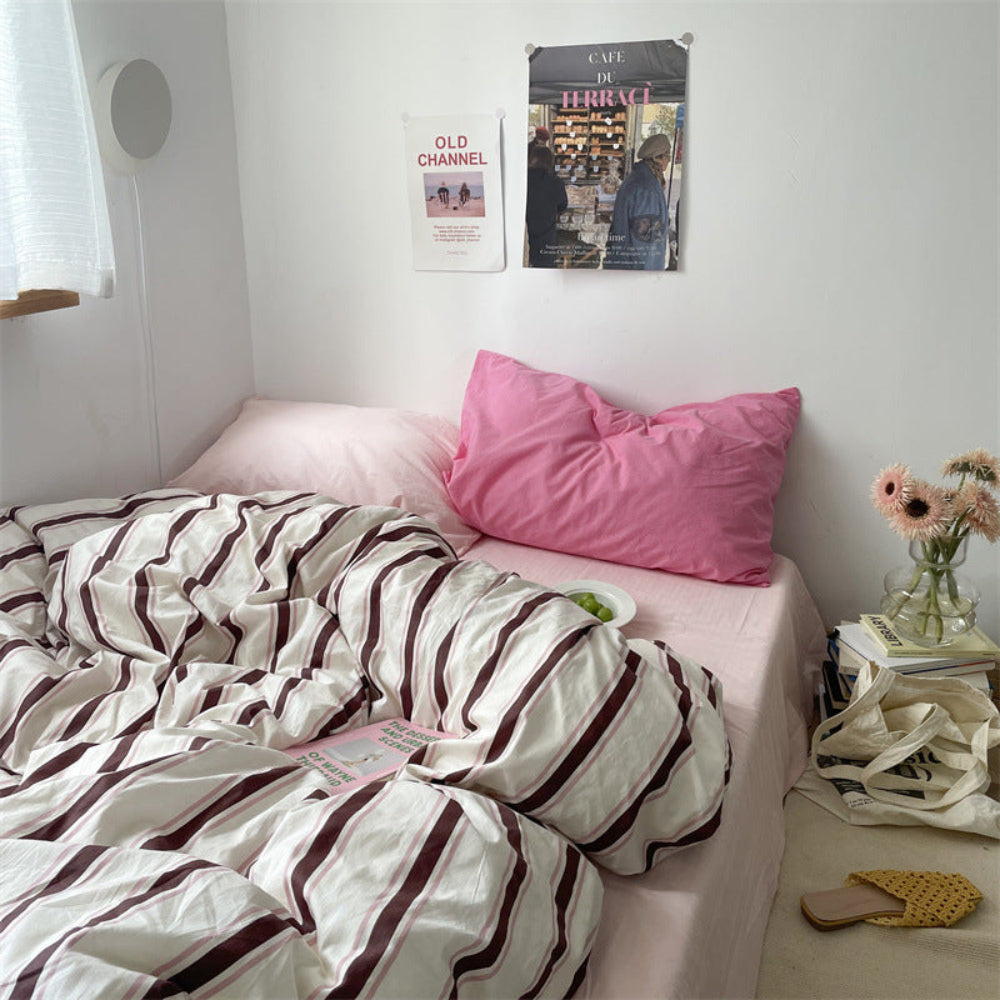 Liam Striped Bedding Set / Brown