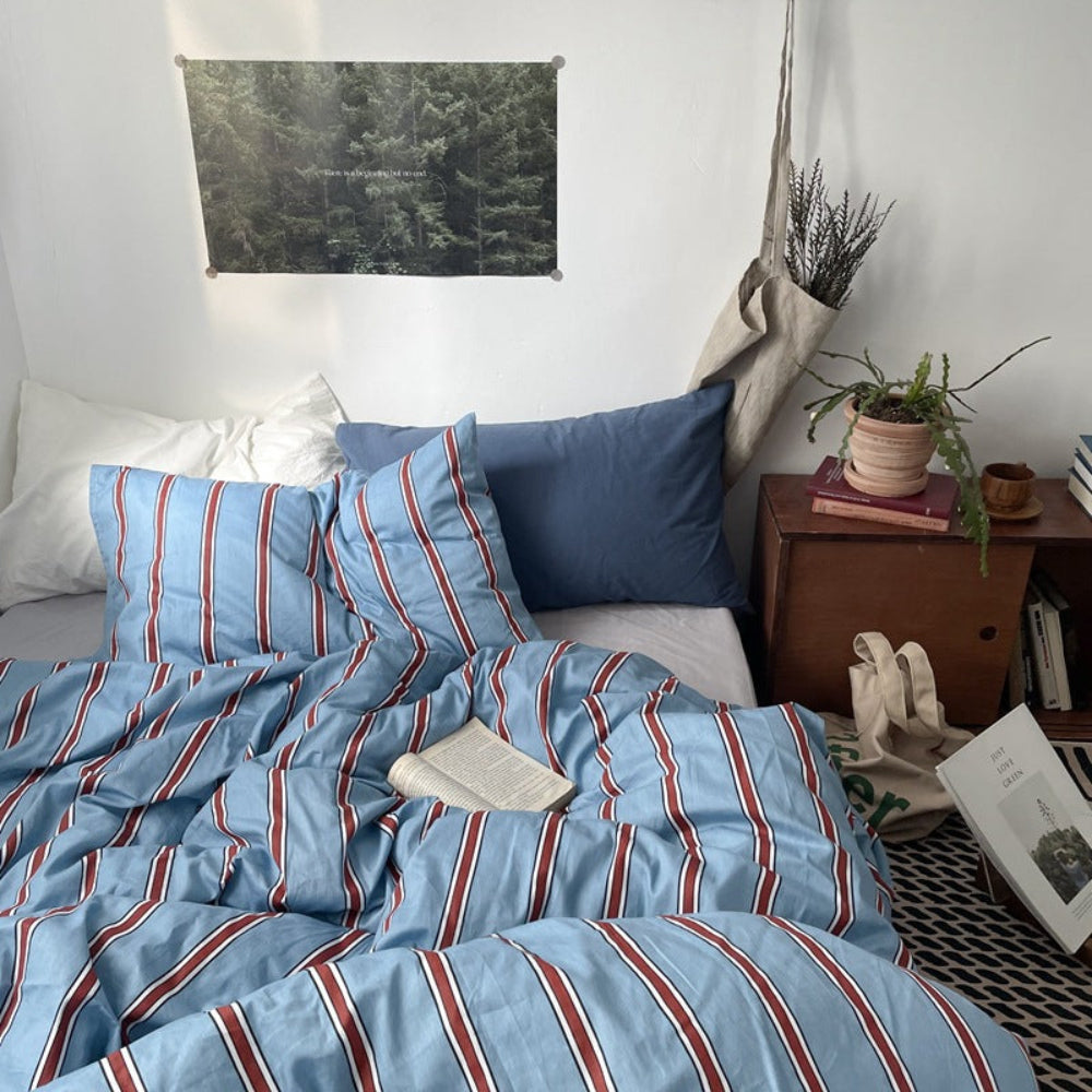 Liam Striped Bedding Set / Brown