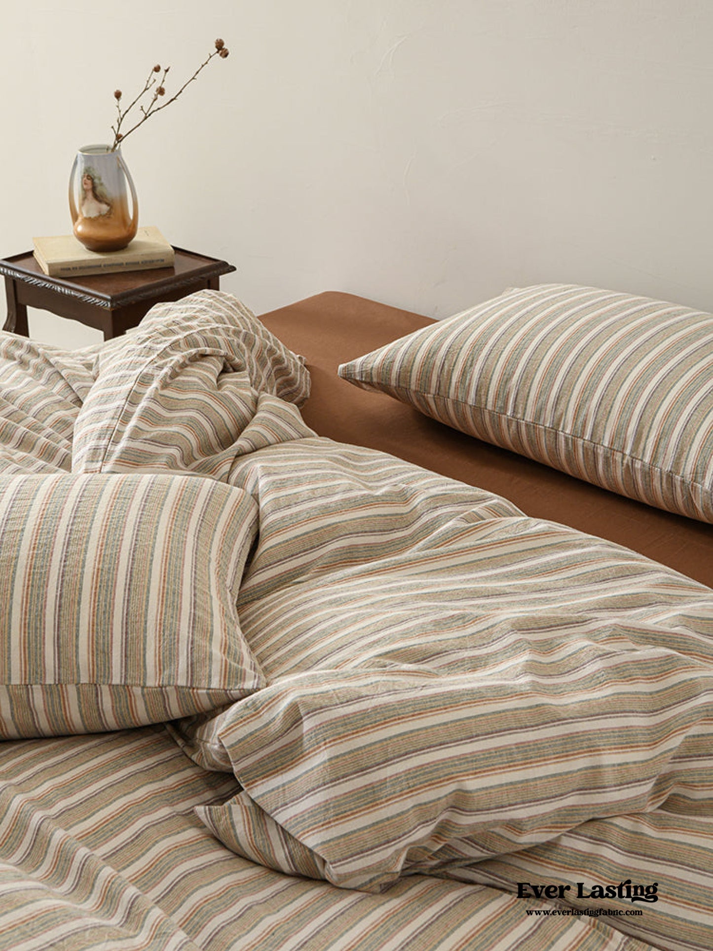 Clara Vintage Minimalist Striped Bedding Set / Brown