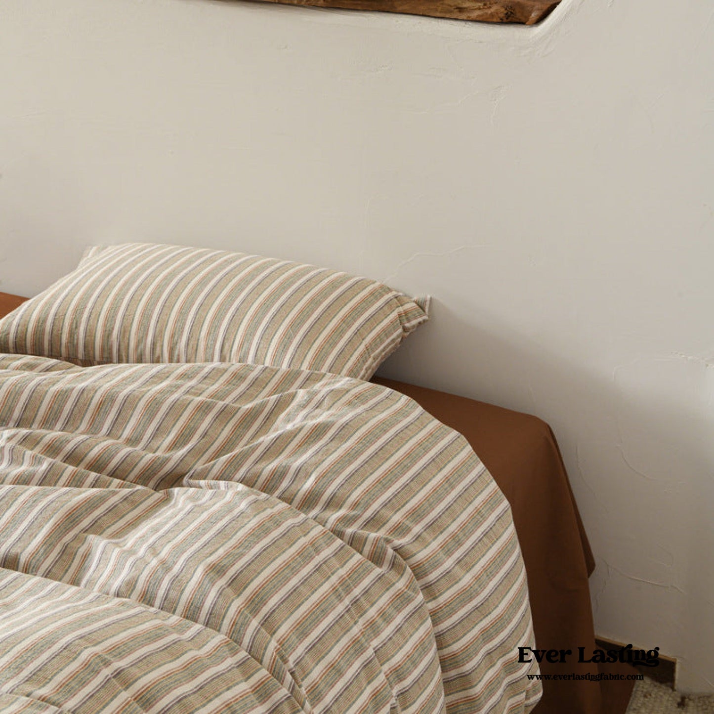 Clara Vintage Minimalist Striped Bedding Set / Pink