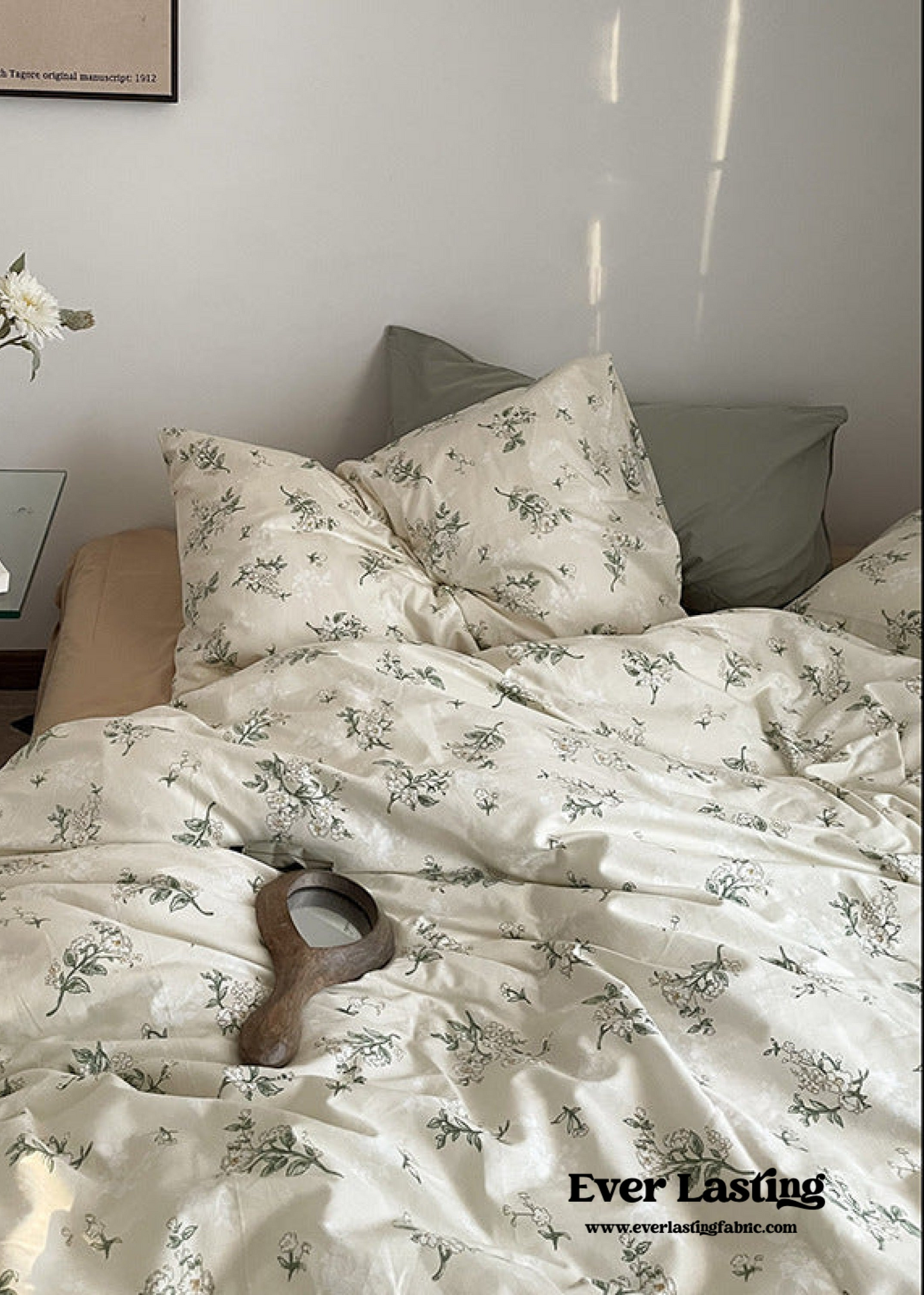 Cottage Floral Bedding Set / Lilac Purple