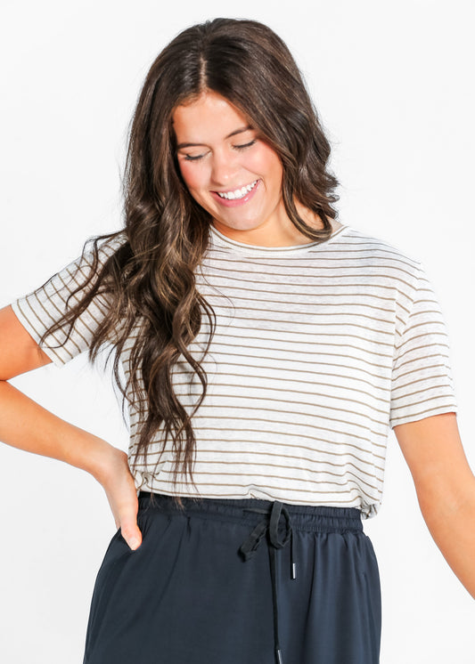 Essential Linen Short Sleeve Top