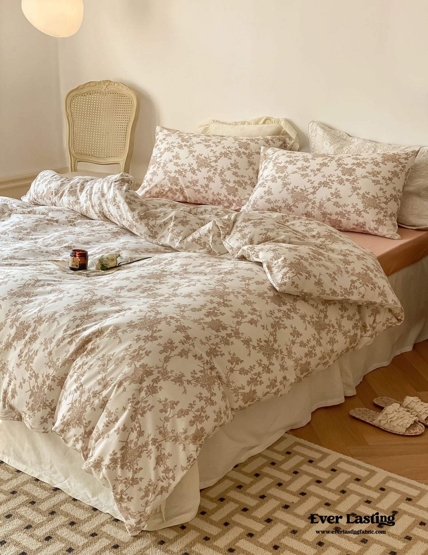 Fleur Elegant Floral Knit Cotton Bedding Set / Beige