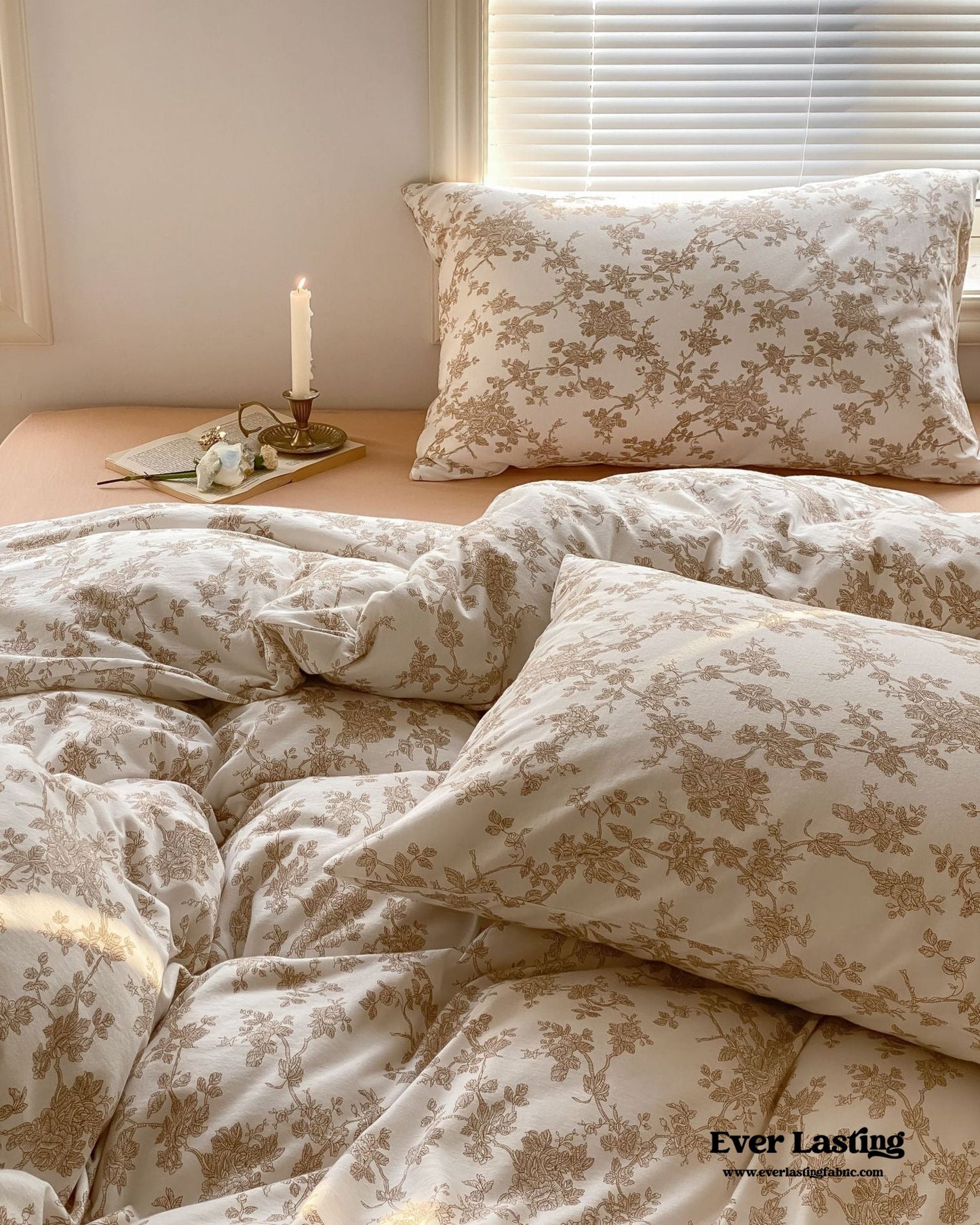 Fleur Elegant Floral Knit Cotton Bedding Set / Beige