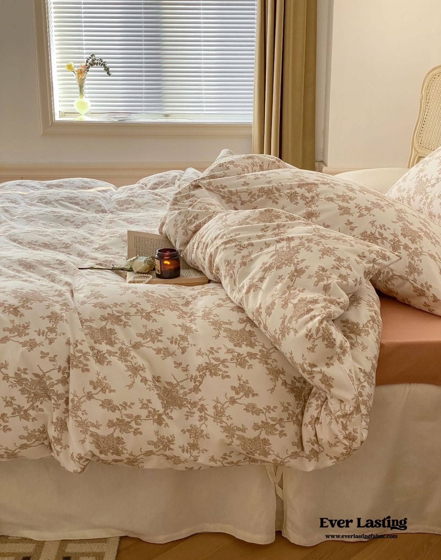 Fleur Elegant Floral Knit Cotton Bedding Set / Beige