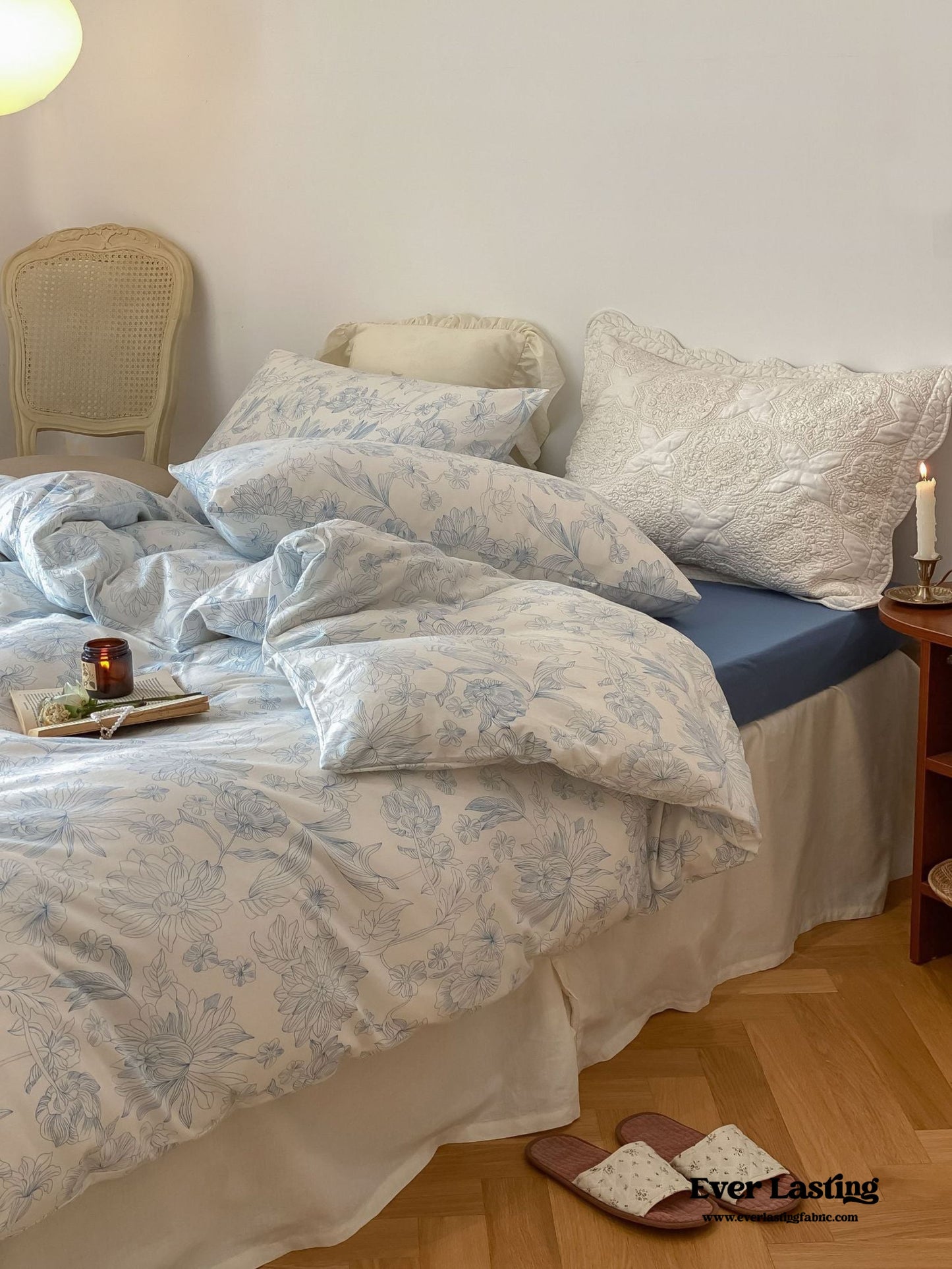 Fleur Elegant Floral Knit Cotton Bedding Set / Beige