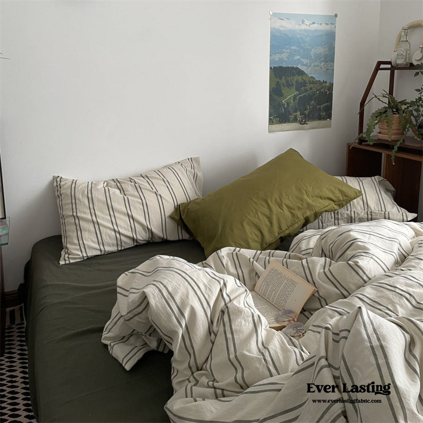 Minimal Vintage Stripe Bedding Set / Olive Green