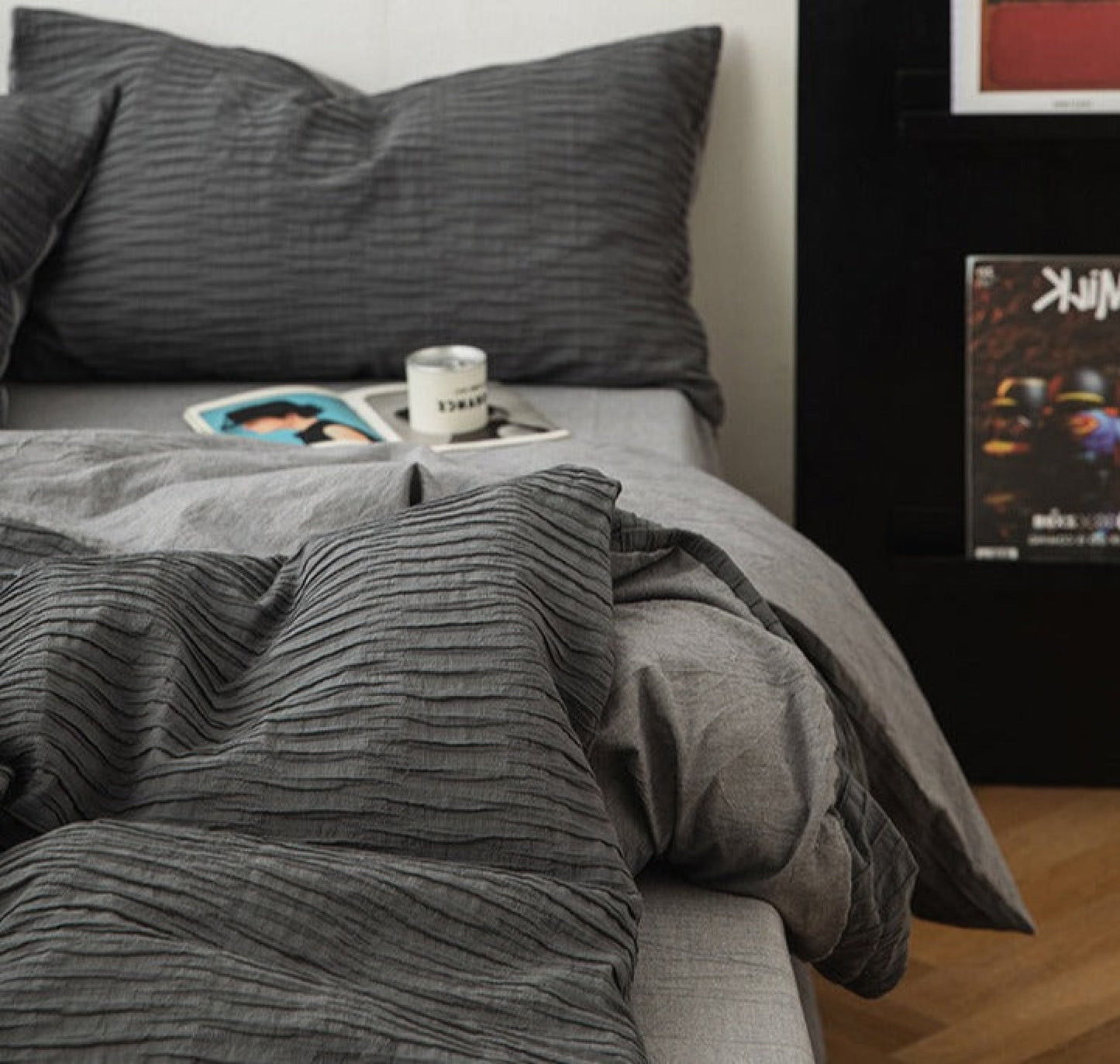 Neutral Bedding Set / Gray