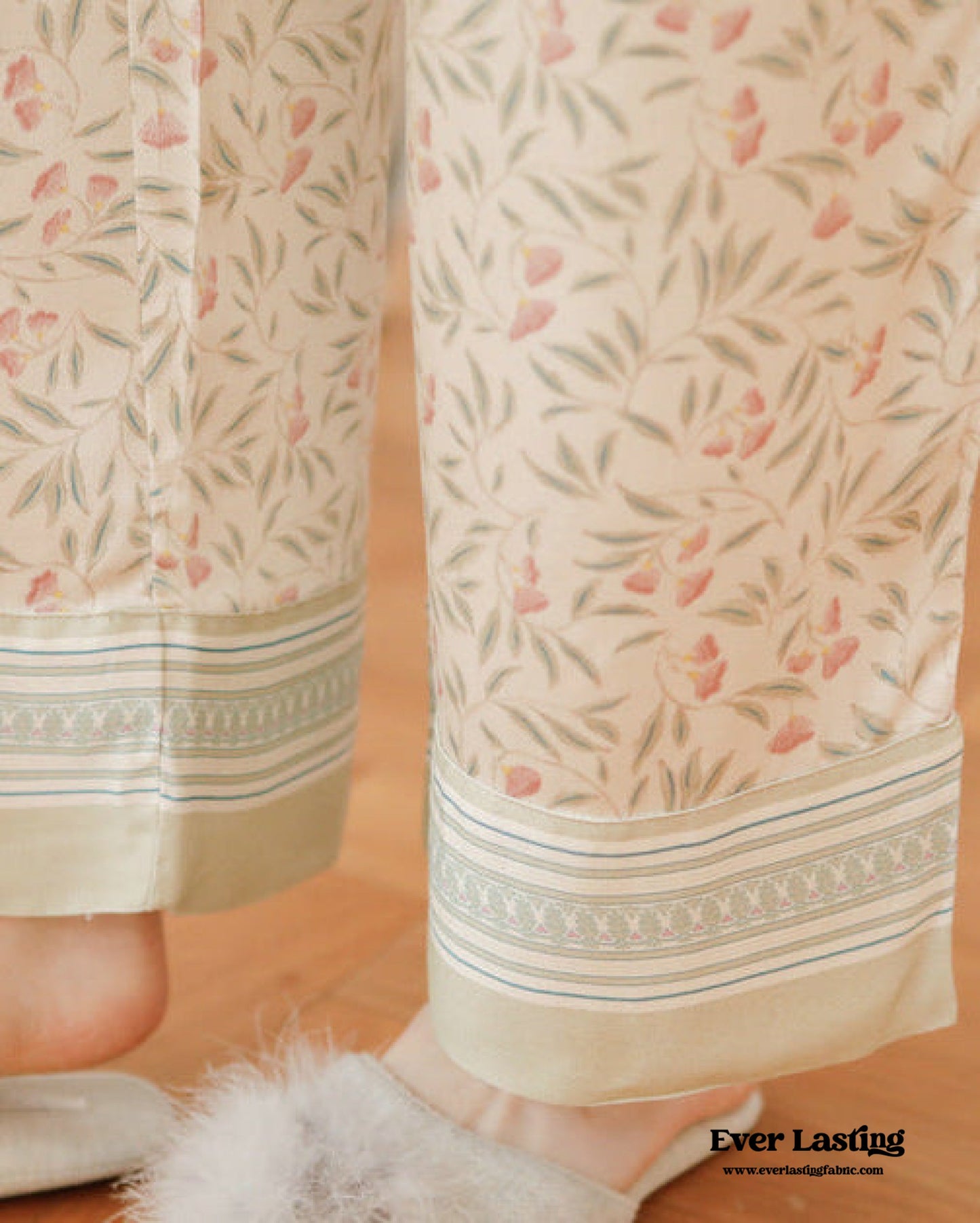 Pastoral Floral Short-Sleeve Long-Pants Pajama Set / Green
