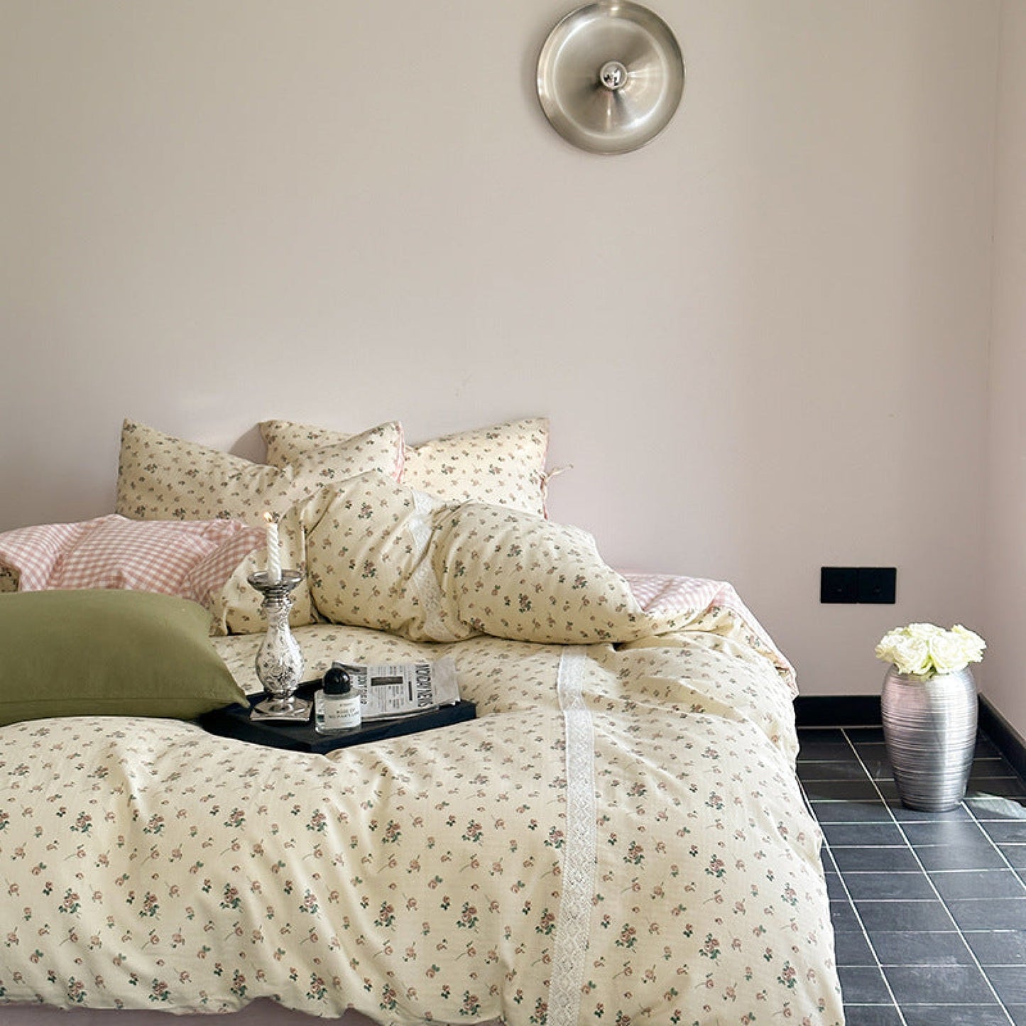 Rosalie Floral Lace Tie-Up Bedding Set / Khaki