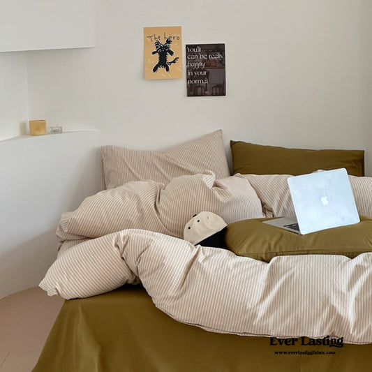 Thin Striped Bedding Set / Beige & Olive Green
